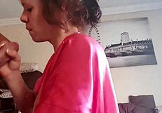 Early morning blowjob and handjob make me cum fast, hell yeah!