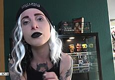 Exhibitionism Challenge With Lou Nesbit And Lia Louise