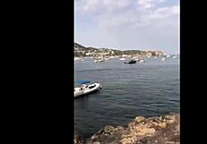 teasing teen 18+ in bikini on spring break 😘