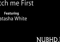 Cüce Orospu Dev Yarrakla Yarışıyor