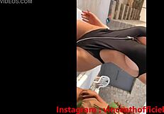 teasing teen 18+ in bikini on spring break 😘