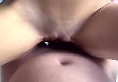 Young Colombian tempts driver in public encounter