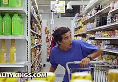 MILF hunter Luna Star in Spanish grocery store anal action