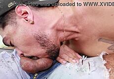 Festinha com sexo entre os primos