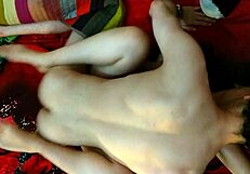 Yağlanmış am evde sert sikiliyor mu?