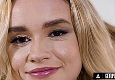 Petite newcomer gets a romantic and rough romp
