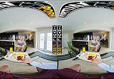 Virtual Porn Busty Blonde Babe Blake Blossom Blooms Vr