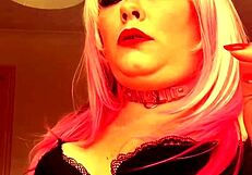 chubby brit domme tina snua smokes superking while chatting