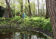 Smoking Hot Blonde Babe Craves Outdoor Threesome Blowjob Action