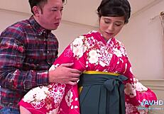 japanese babe gives blowjob to cock in volume 51