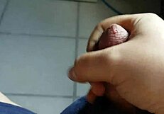 Handjob for the Girls in Gay Context