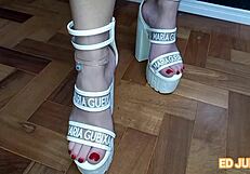 Fodi o cu da aline chaveirinho nas alturas e no pelo completo no red