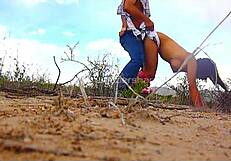 Public encounter with an Indian and a Mexican couple in the desert