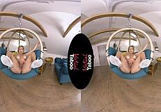 Watch The Blonde Masturbate!