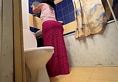 Mature mom prepares herself for an intimate anal moment with her partner