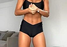 check out sol perez's cameltoe in this video