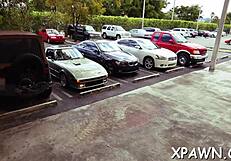 Κωλοτρυπίδα ωμό γαμήσι μέσα σε μαγαζί