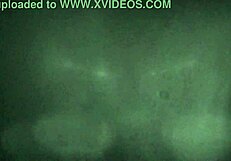 Chupando paus e dando no glory hole completo no xvideos red