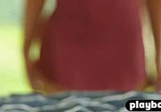 Stunning milf jillisa lynn strips in lingerie, revealing big ass and tits