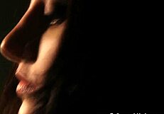 Brunette Indian Babe Poses Nude In Bollywood Style