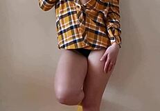 young slut with big ass masturbates