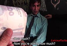 Hotties latinos bisexuels claquent à cru en cam cachée ! Putain !