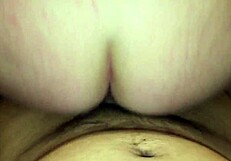 Thick milf rides hard until creampie, wow.