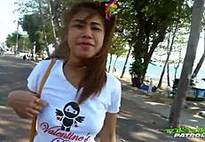 Double trouble blowjob from wet Thai amateurs!