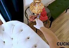 Čmuchal má štěstí a sleduje českou manželku s tetováním