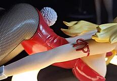 lucy bunny says 'cum on figures in hentai'