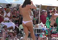 Insane twerking at pool party with college sluts