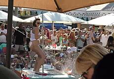 Insane twerking at pool party with college sluts