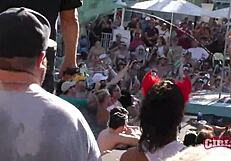 Insane twerking at pool party with college sluts