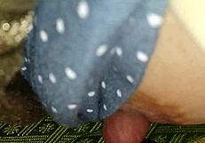 Isteri Jepun Tunjuk Putingnya Dalam Momen Intim