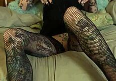 Detailed Jerk Off Encouragement with Glasses and Tattoo