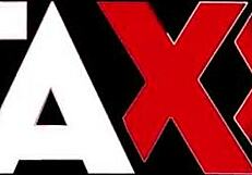 stepmom and stepdaughter share an incredible lesbian sex moment