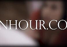 Teen babe rides cowgirl for morning pleasure