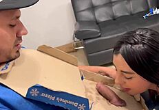I lure the pizza guy into banging me hard. Colombian Melany gets all his cum!