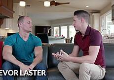 Straight Guy Explores Gay Experiences in Improv Class