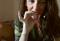 Schiavo Dal Piccolo Pene Moscio Viene Deriso Ed Umiliato Su Skype