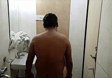 Hidden cam captures Indian couple's naughty rendezvous
