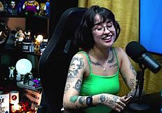 Martina Oliveira가 Ruan의 큰 자지를 평가해, 보고 흥분했어 - Podcast Pópum No Barraco 완전 시어 - Xv Red, 감정 높아