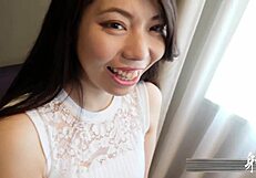 Kinky japanese babe performs blowjob on amateur asian slut