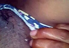 Amateur Wife Gets Quick Cum From Muleke Eater