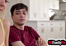 大鸡巴硬肏克洛伊·坦普尔