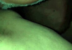 Sorprendo mia moglie che si scopa un cazzo finto