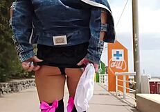 Public Squirt Masturbation on Beach!