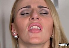 Kinky Lesbo Kittens Spreading Wide and Fisting Deep in Anal Holes