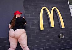 Mia Dior Bangs Hiring Manager for Job After McDonald's Firing