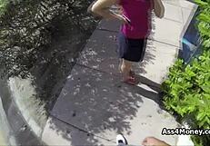 Broke Teen 18+ Transitions From Payphone To Sucking Cock Outdoors